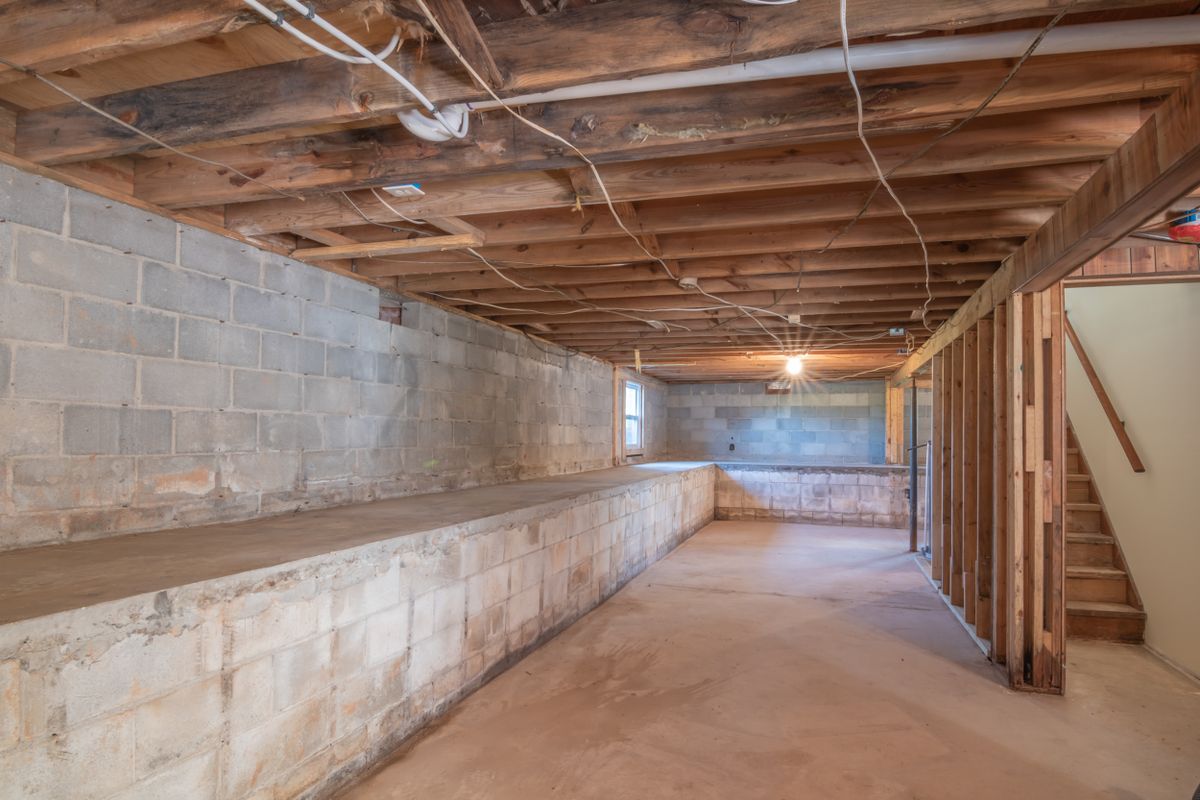 Flooded basement cleanup in Kansas City